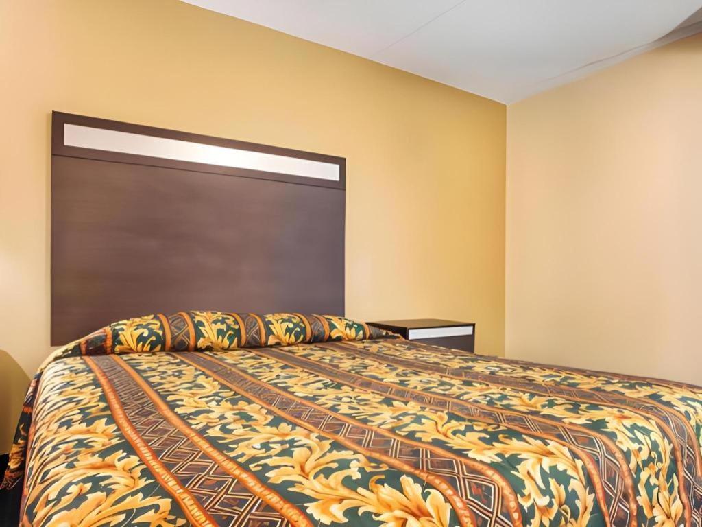 Rodeway Inn Mount Laurel Hwy 73 Exterior foto